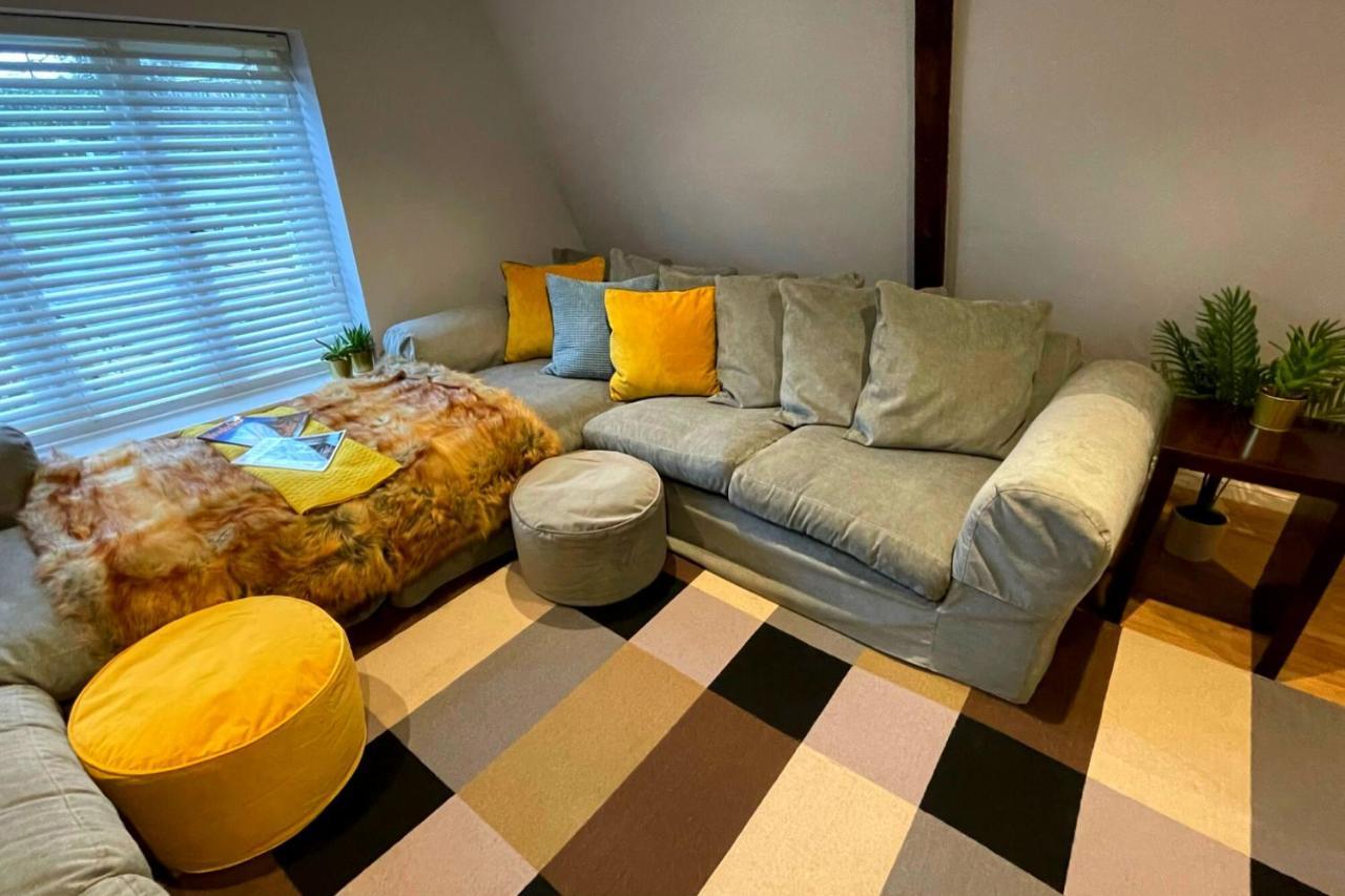 Stunning Luxury Apartment In Central ลีมิงตัน ภายนอก รูปภาพ